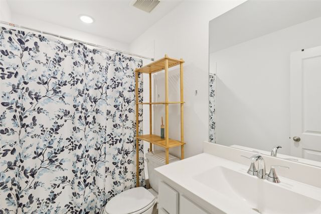 4313 Expedition Drive, Oak Point, TX 75068