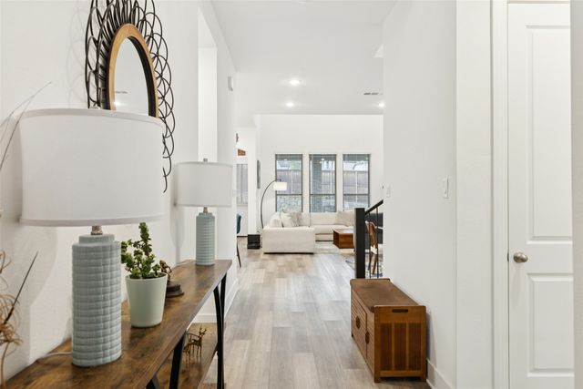 4313 Expedition Drive, Oak Point, TX 75068