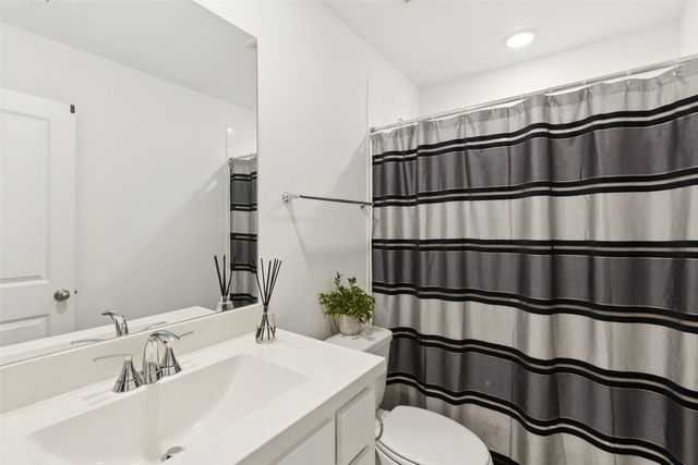 4313 Expedition Drive, Oak Point, TX 75068