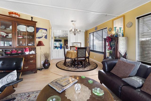 33490 Carlsbad Circle, Thousand Palms, CA 92276