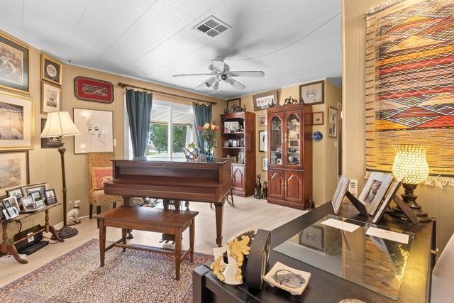 33490 Carlsbad Circle, Thousand Palms, CA 92276