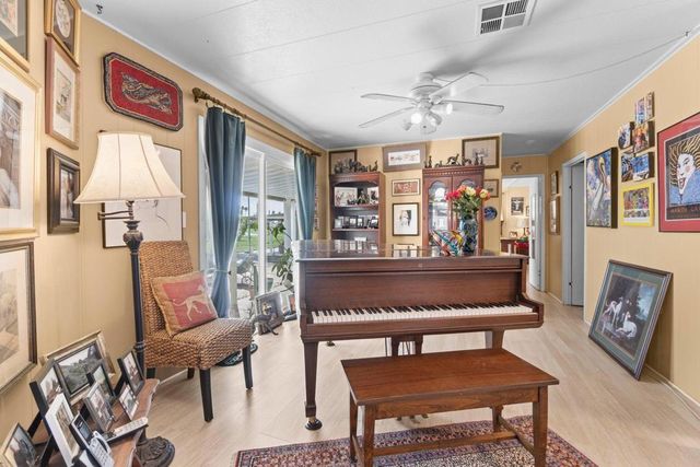 33490 Carlsbad Circle, Thousand Palms, CA 92276