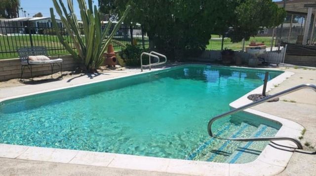 33490 Carlsbad Circle, Thousand Palms, CA 92276