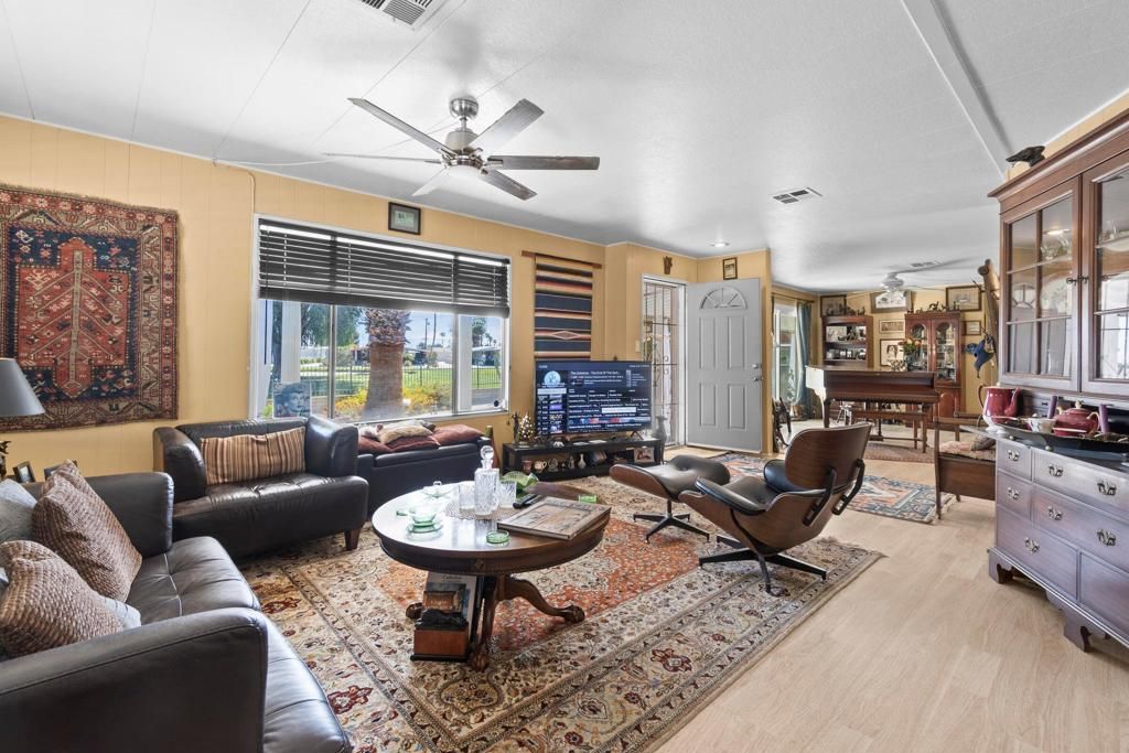 33490 Carlsbad Circle, Thousand Palms, CA 92276