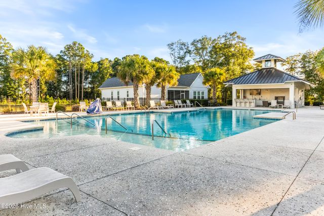 1717 Herons View Drive, Wilmington, NC 28401