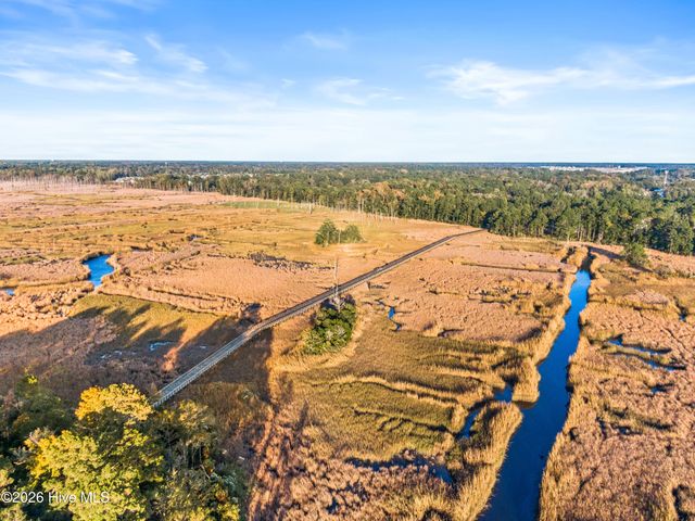 1717 Herons View Drive, Wilmington, NC 28401