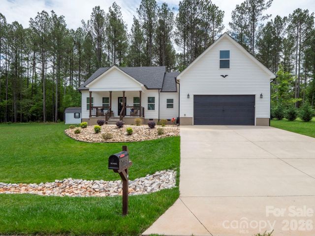 7051 Sparrow Lane, Vale, NC 28168