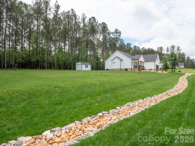 7051 Sparrow Lane, Vale, NC 28168