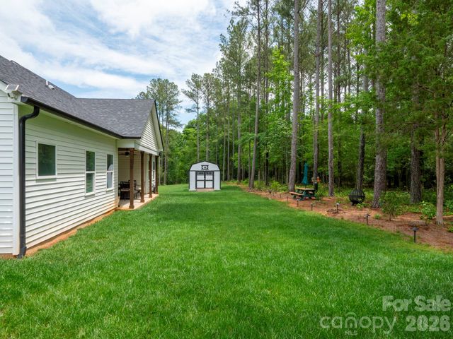 7051 Sparrow Lane, Vale, NC 28168