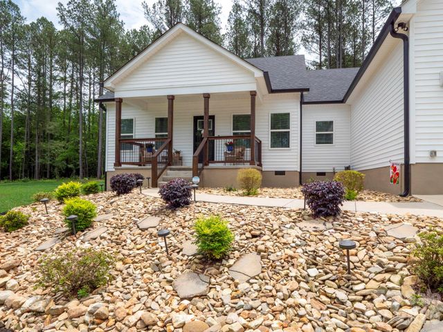 7051 Sparrow Lane, Vale, NC 28168