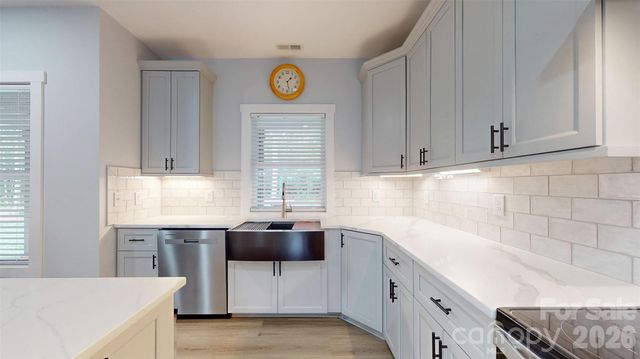 7051 Sparrow Lane, Vale, NC 28168