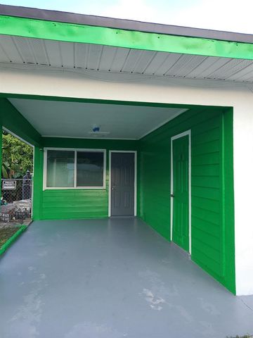 1650 NW 1st Way, Pompano Beach, FL 33060