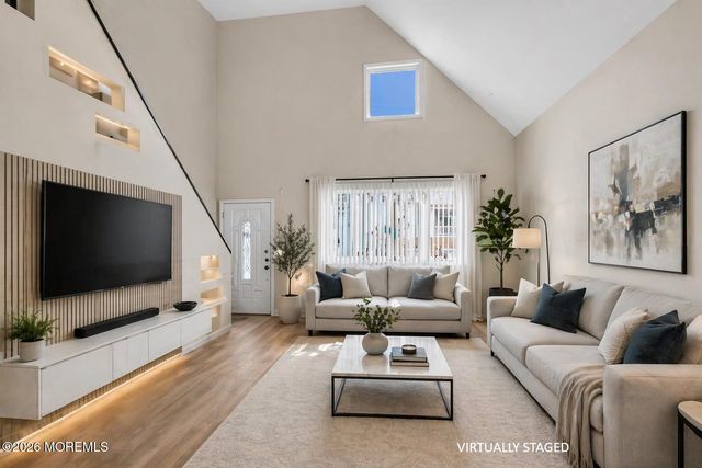 3467 E Lisbon Avenue, Toms River, NJ 08753