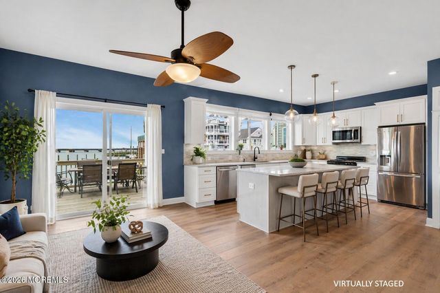 3467 E Lisbon Avenue, Toms River, NJ 08753