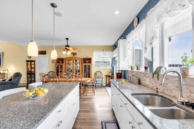 3467 E Lisbon Avenue, Toms River, NJ 08753