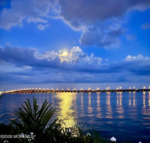 3467 E Lisbon Avenue, Toms River, NJ 08753