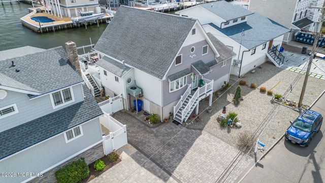 3467 E Lisbon Avenue, Toms River, NJ 08753