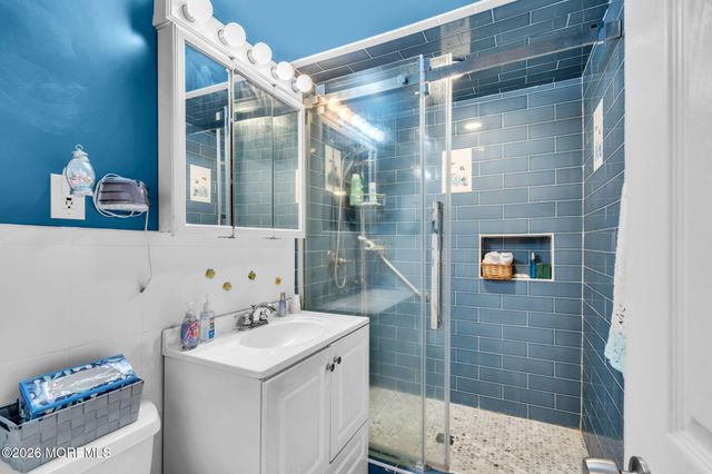 3467 E Lisbon Avenue, Toms River, NJ 08753