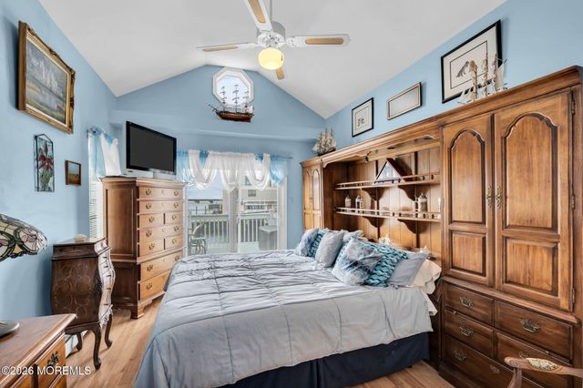 3467 E Lisbon Avenue, Toms River, NJ 08753