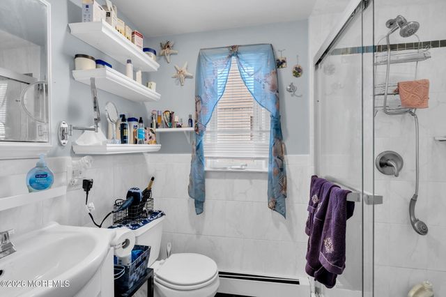 3467 E Lisbon Avenue, Toms River, NJ 08753