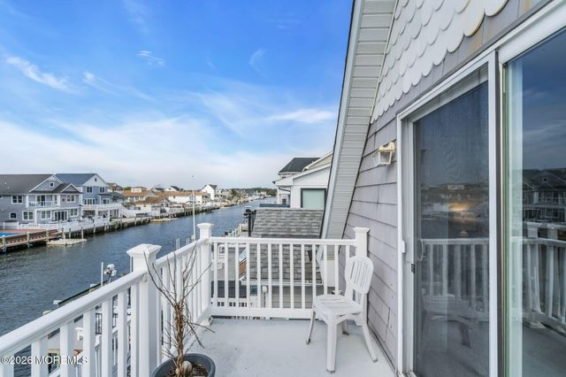 3467 E Lisbon Avenue, Toms River, NJ 08753