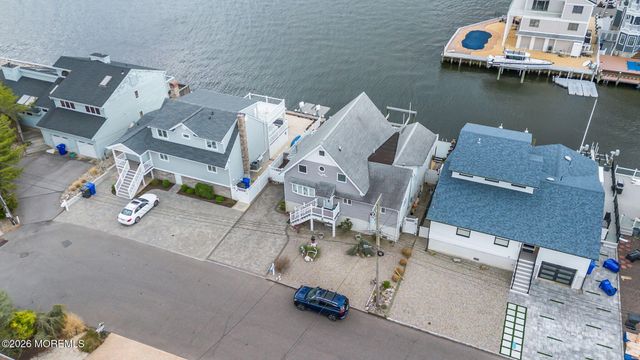 3467 E Lisbon Avenue, Toms River, NJ 08753