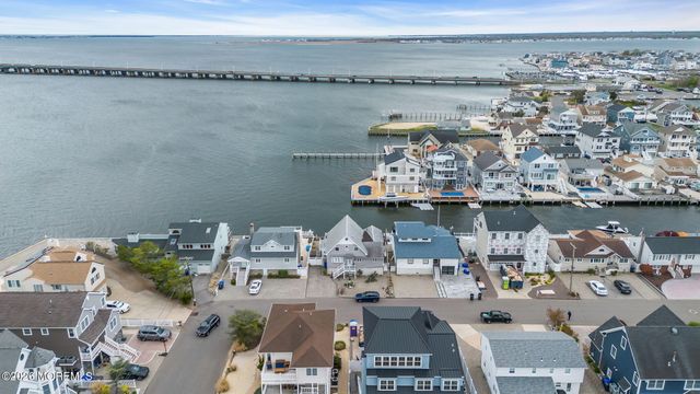 3467 E Lisbon Avenue, Toms River, NJ 08753