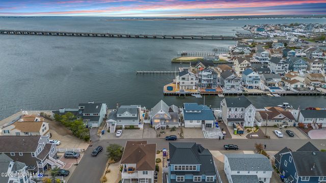 3467 E Lisbon Avenue, Toms River, NJ 08753