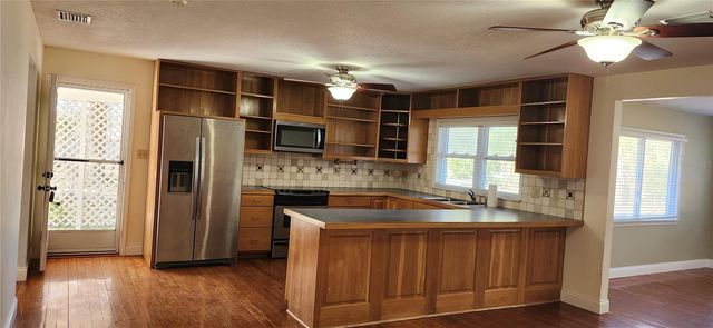 1708 E WHEELER ROAD, Seffner, FL 33584