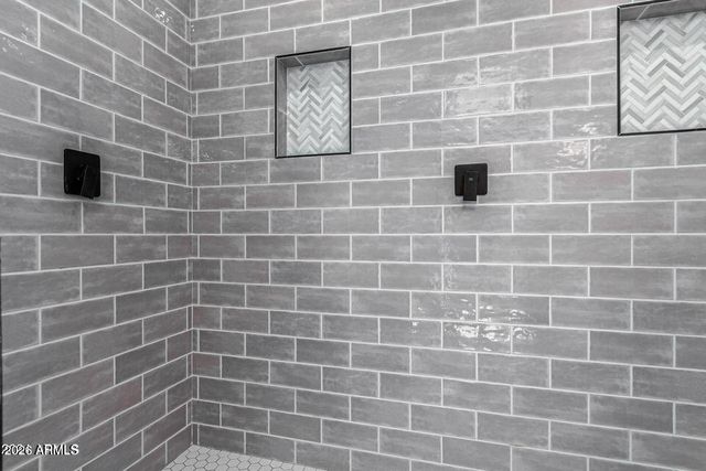 8223 E VIRGINIA Avenue, Scottsdale, AZ 85257