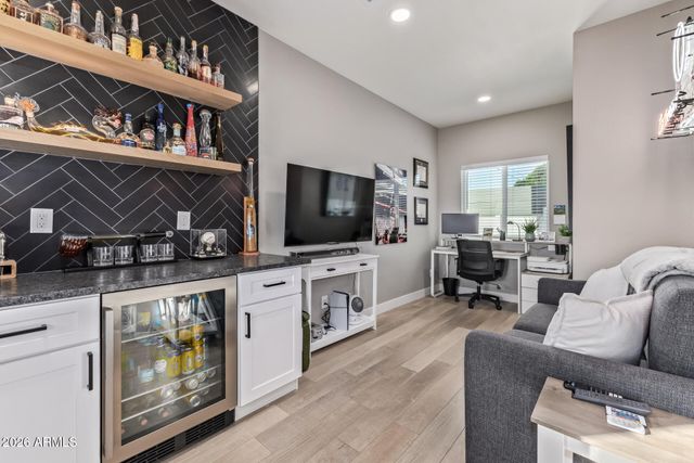 8223 E VIRGINIA Avenue, Scottsdale, AZ 85257