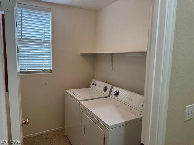 8901 MEDICINE WHEEL Avenue, Las Vegas, NV 89143