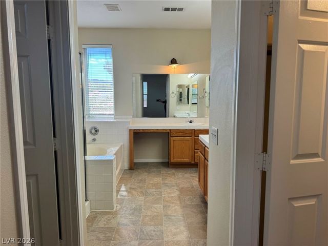 8901 MEDICINE WHEEL Avenue, Las Vegas, NV 89143