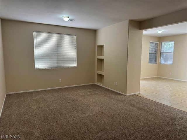 8901 MEDICINE WHEEL Avenue, Las Vegas, NV 89143