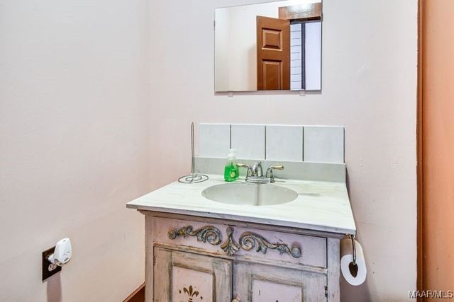 779 Hicks Store Road, Tallassee, AL 36078