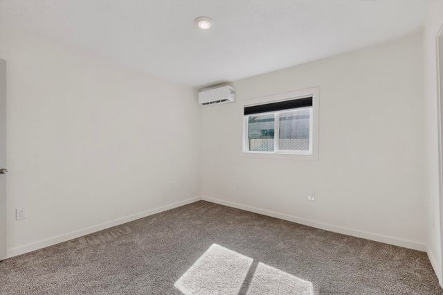 116 Stanford Drive SE, Albuquerque, NM 87106