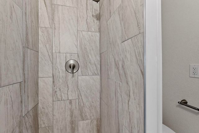 116 Stanford Drive SE, Albuquerque, NM 87106