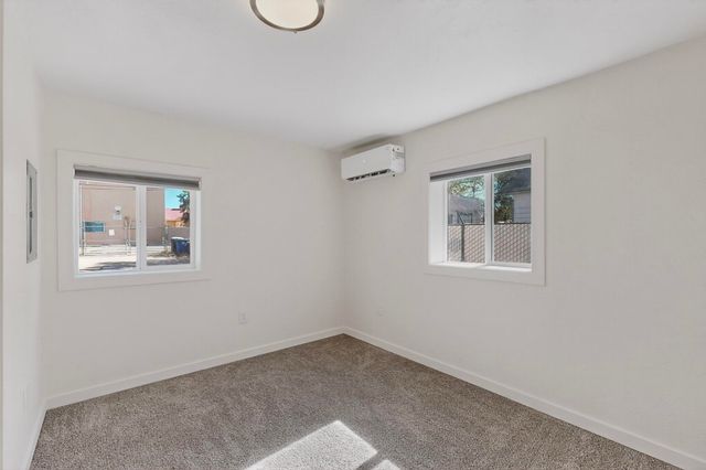 116 Stanford Drive SE, Albuquerque, NM 87106