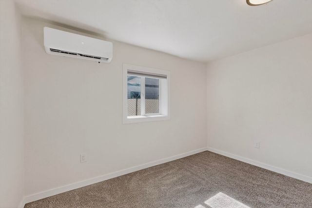 116 Stanford Drive SE, Albuquerque, NM 87106