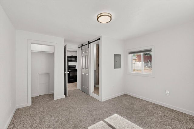 116 Stanford Drive SE, Albuquerque, NM 87106