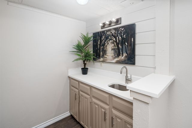 333 Melrose Drive 22D, Richardson, TX 75080