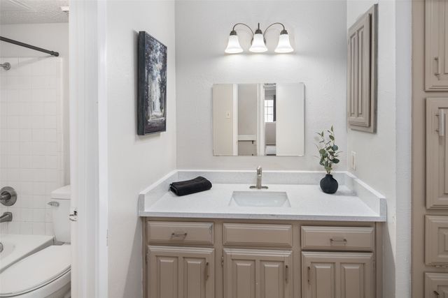 333 Melrose Drive 22D, Richardson, TX 75080