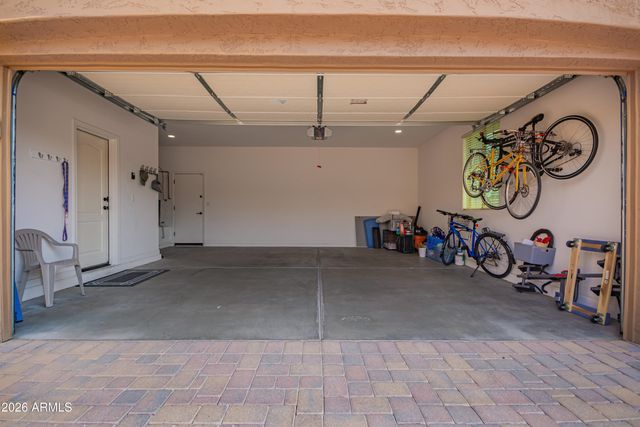 14390 W DESERT FLOWER Drive, Goodyear, AZ 85395