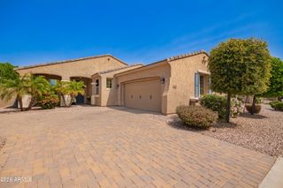 14390 W DESERT FLOWER Drive, Goodyear, AZ 85395