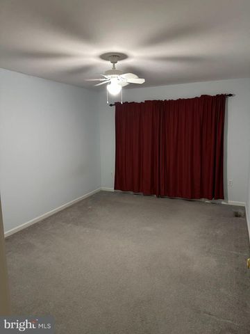 193 FOUNTAYNE LN, Lawrenceville, NJ 08648