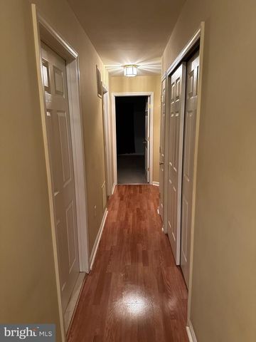 193 FOUNTAYNE LN, Lawrenceville, NJ 08648