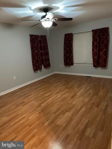 193 FOUNTAYNE LN, Lawrenceville, NJ 08648