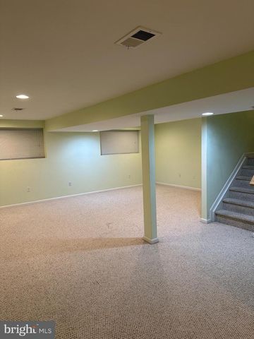 193 FOUNTAYNE LN, Lawrenceville, NJ 08648