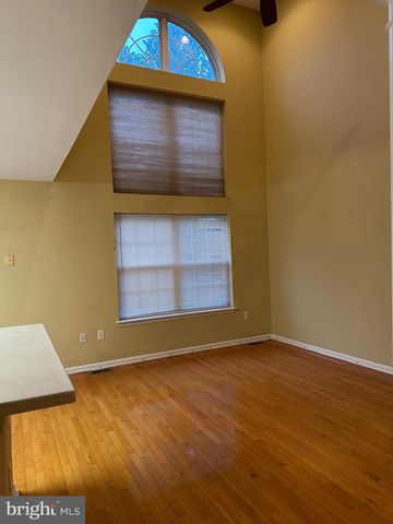 193 FOUNTAYNE LN, Lawrenceville, NJ 08648