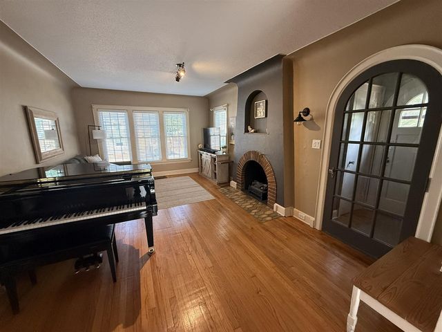 1193 Cornell Road, Muskegon, MI 49441